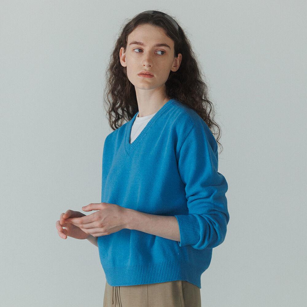 Vanilla V-neck knit_3colors