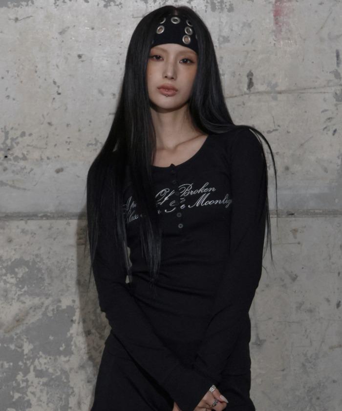 SNAP LETTERING LONG SLEEVE (BLACK) F25ZB028