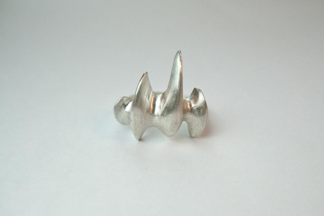 disorder four pointed ring