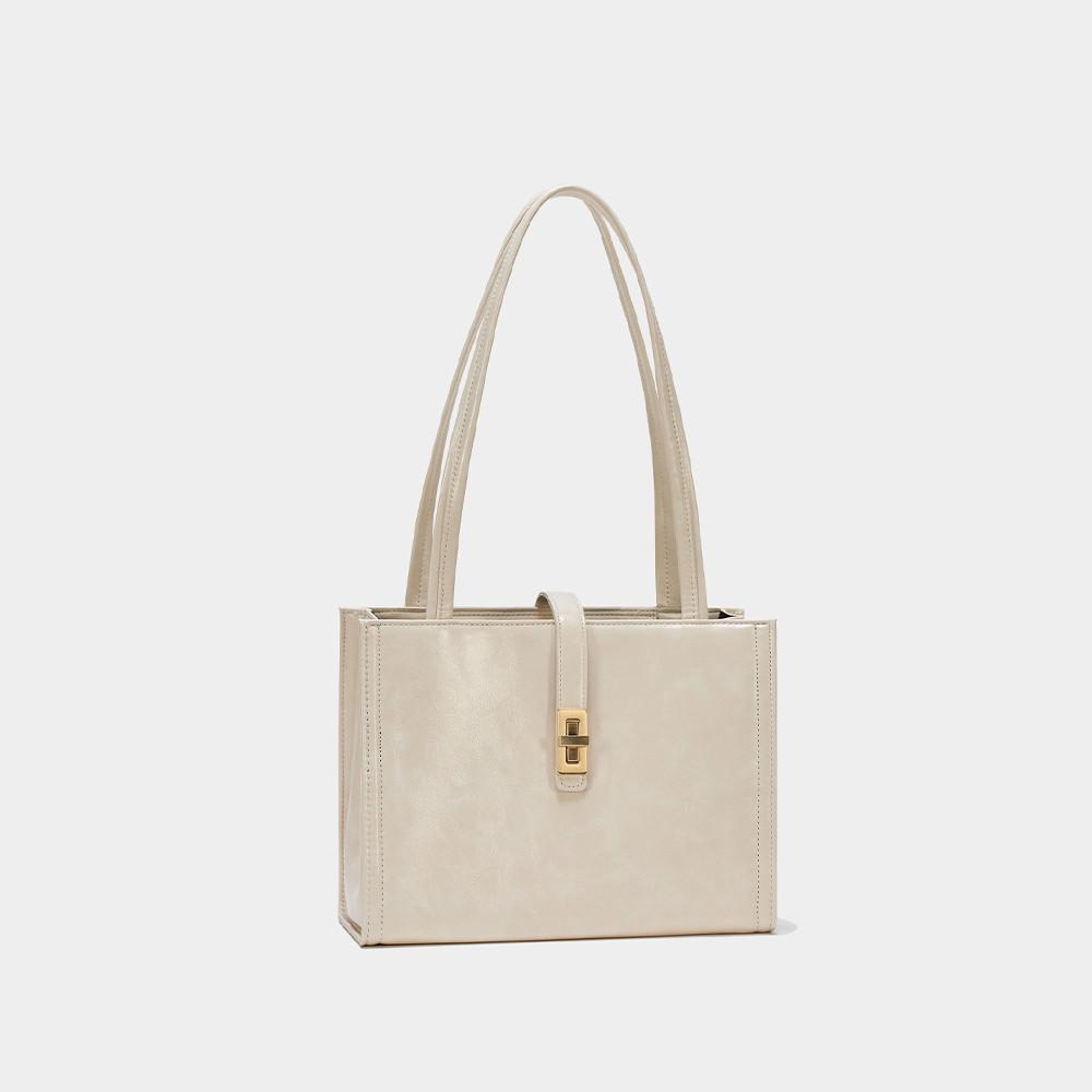 Classic ·마틸다 클래식 숄더백 M