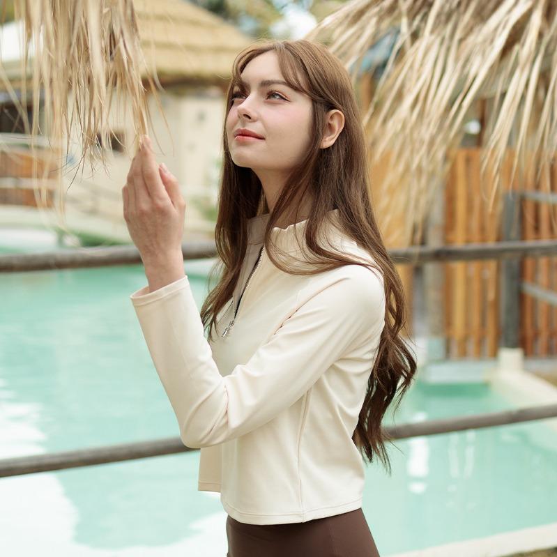 여성래쉬가드 크롭 반집업 티셔츠 YAW5260_CCMK