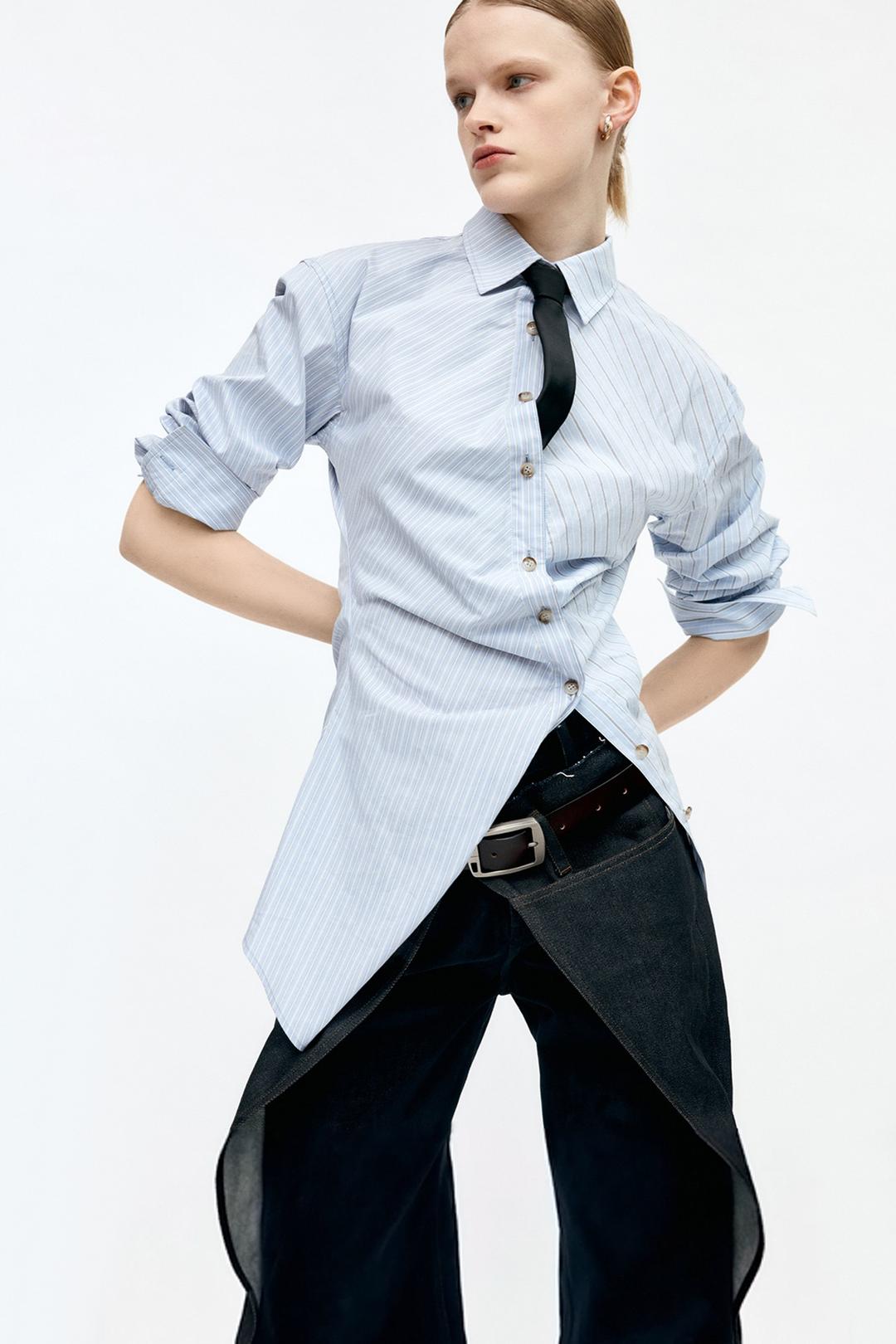 [11/3 예약 배송] TWIST STRIPE SHIRTS atb1362w(BLUE)