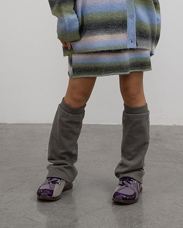 CRYINGCENTER 스트랩 스웨트 레그워머 (2 컬러)
