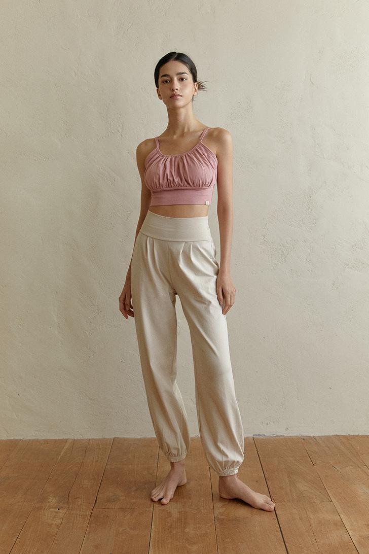Sukha jogger pants (Greek yogurt)