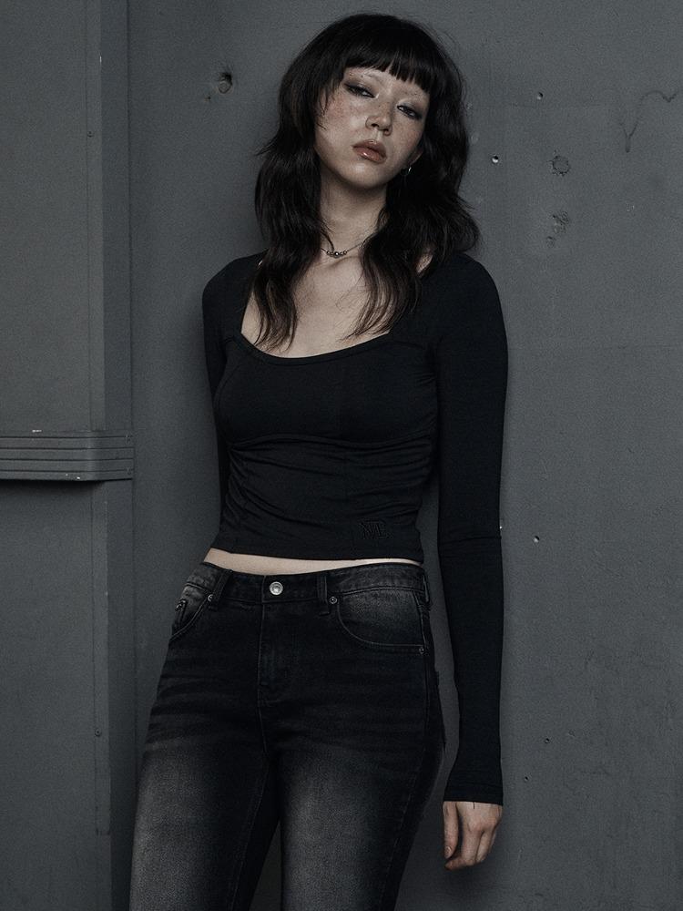 [mnem] embroidery glam top (black)