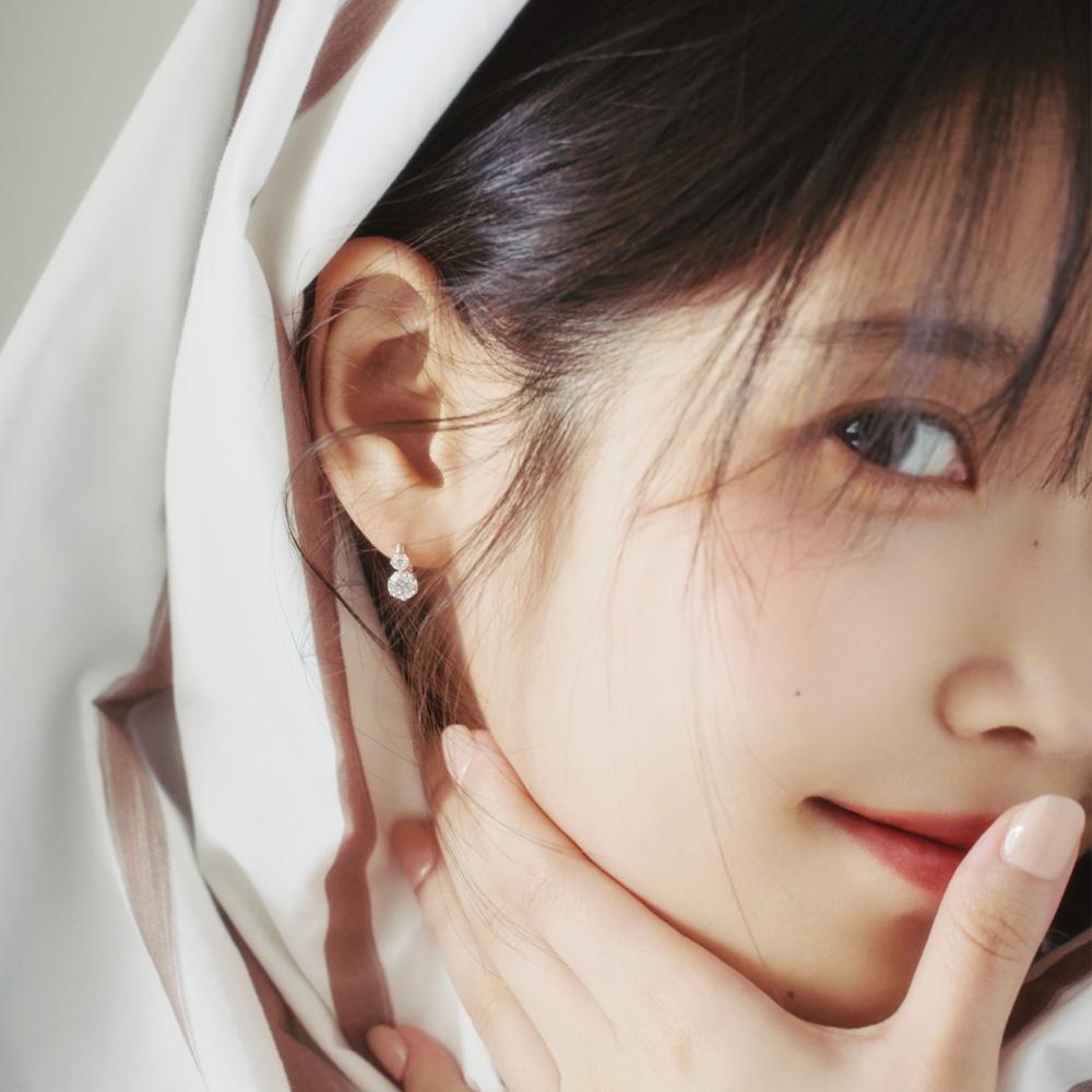 [아이유 PICK] WHITEMOND 귀걸이 (JJLJEQ3BS300SW000)