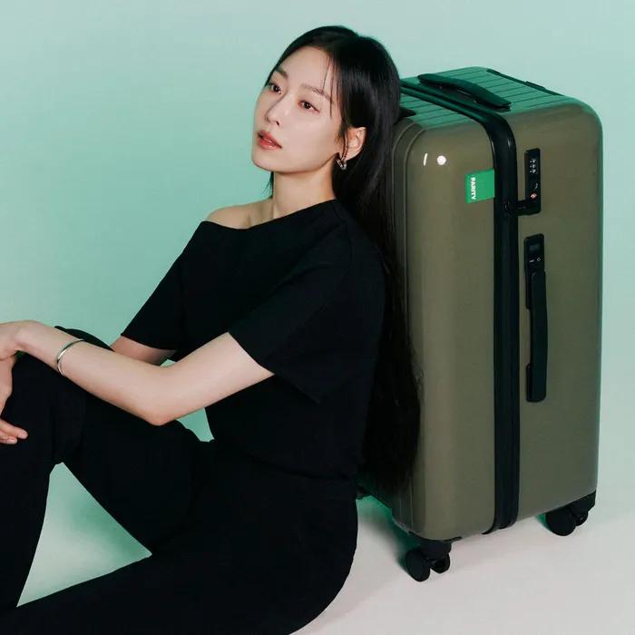 코티 PC 캐리어 28인치 쉐이드 카키