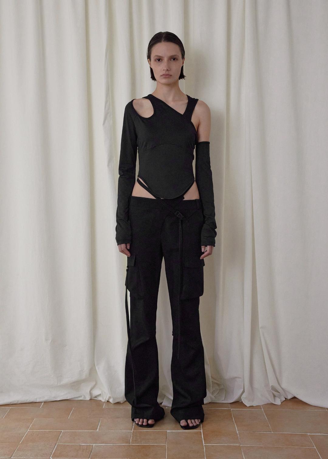 CUT-OUT MIXED TOP, BLACK
