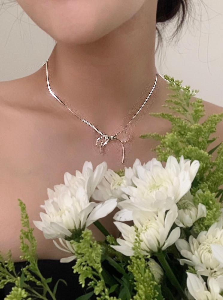 실버925 리본 타이 실키 은 목걸이 - 그리핑 18k골드 뱀줄 리본목걸이