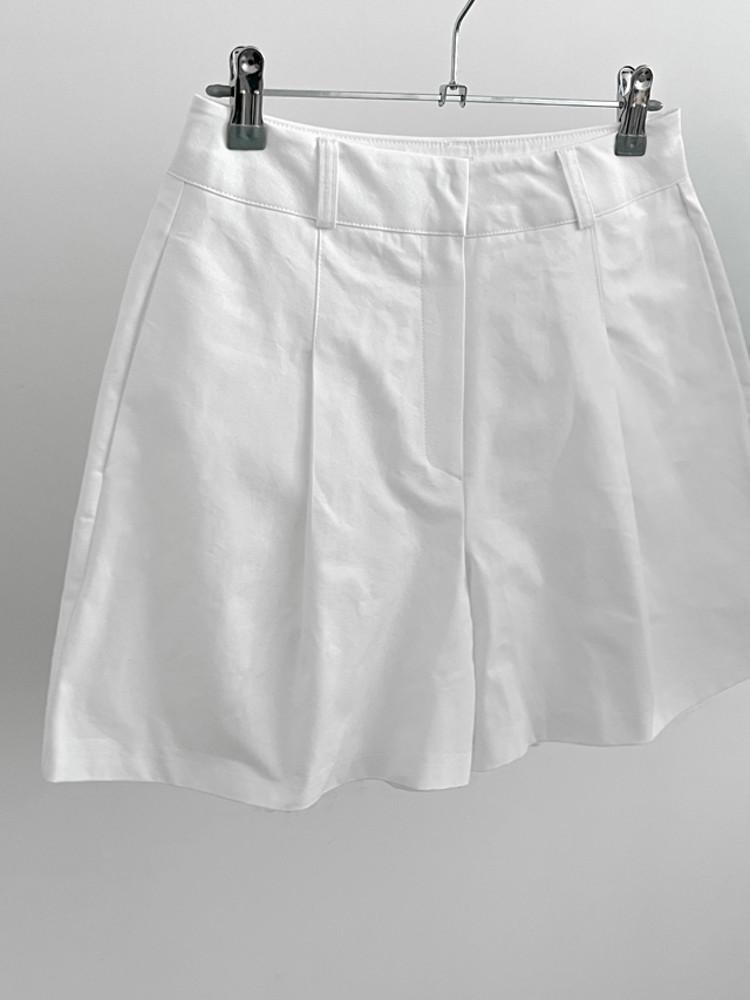 앤드 하프 팬츠