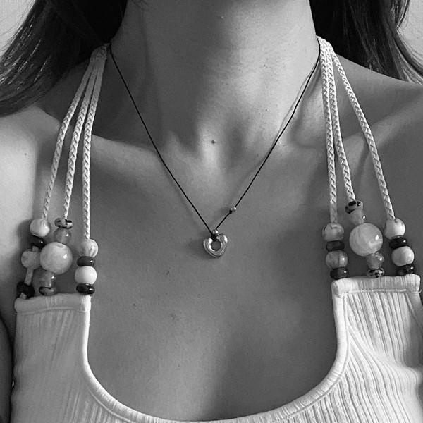 '아리아나' 하트 끈 목걸이