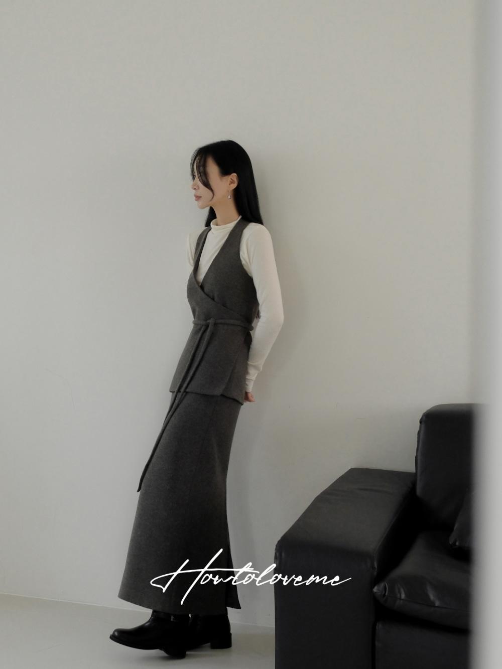이아 부클 홀터 탑 스커트 셋업[charcoal]