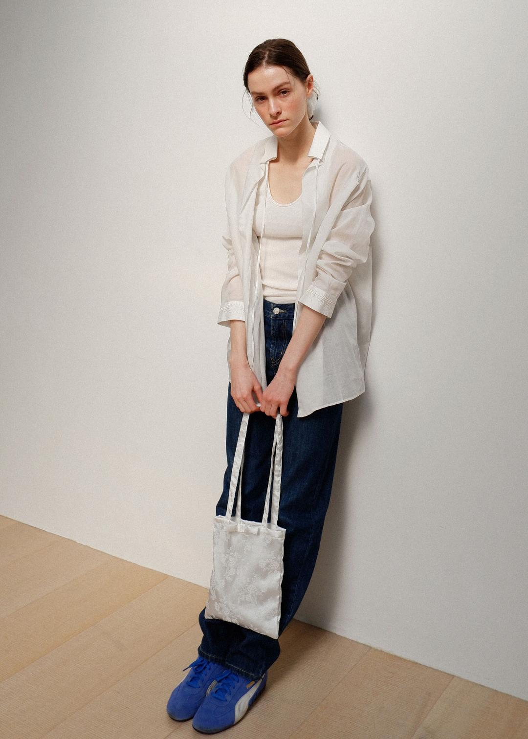 Flower Ribbon Shoulder Bag_White