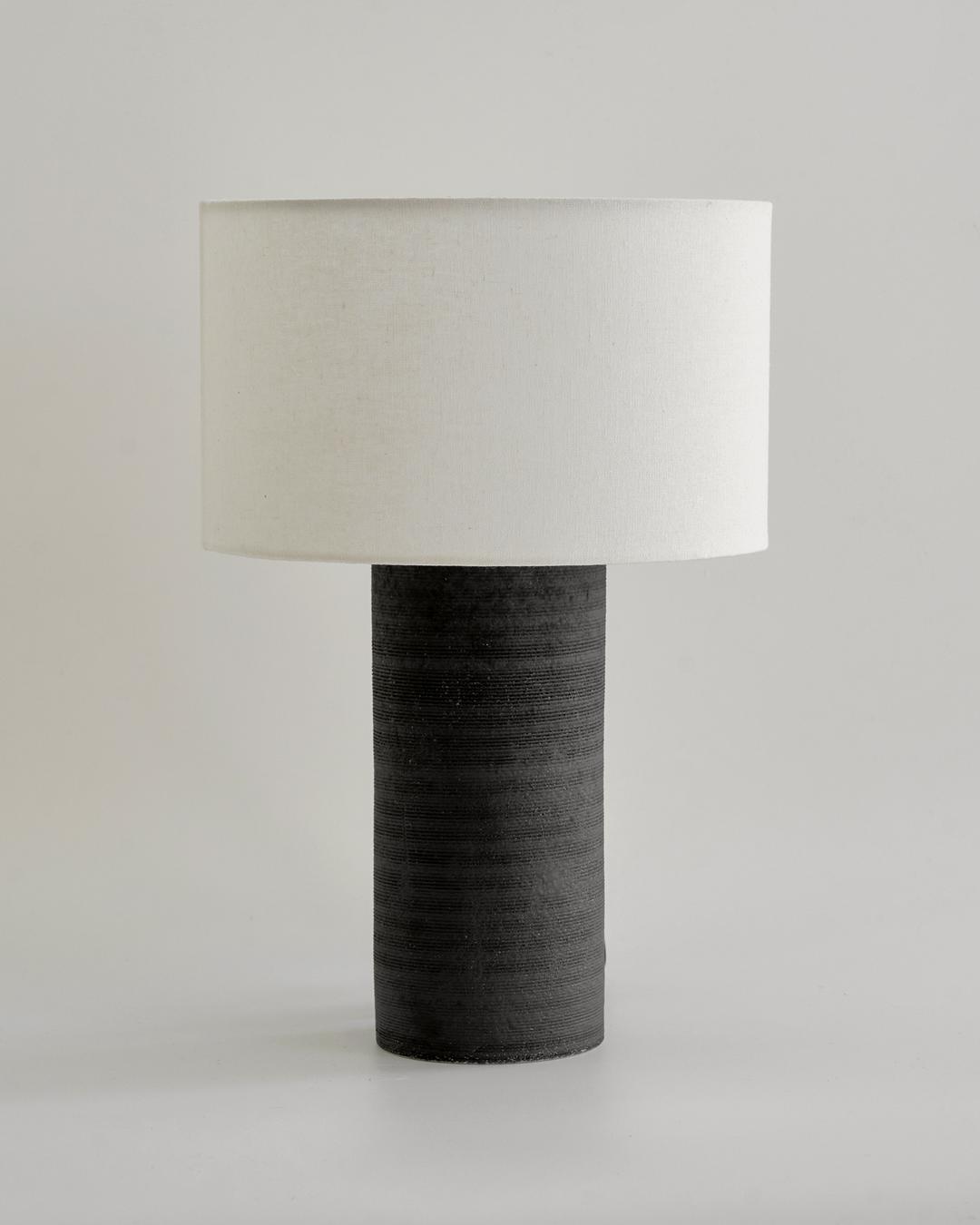 VACANT LAMP 003 [SMALL]