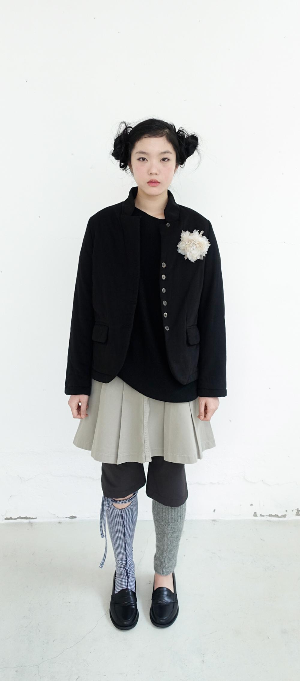 padded vintage button jacket