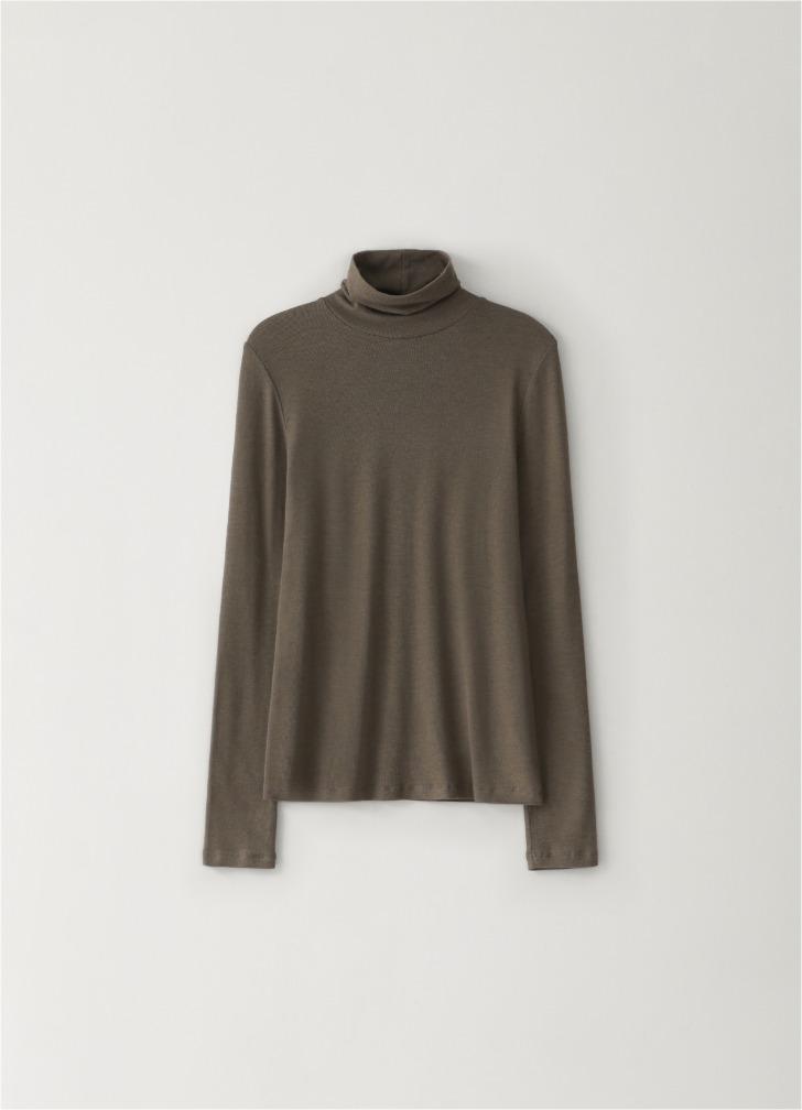 Long Sleeve Turtleneck Top Beige