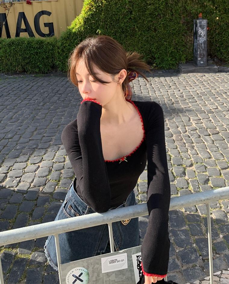 레이스 포인트 티 블랙