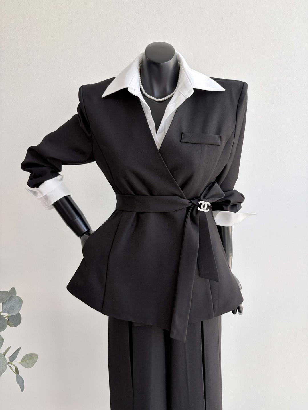 비바 [국내생산] 노카라 브이넥 벨트세트 일자핏자켓 26S