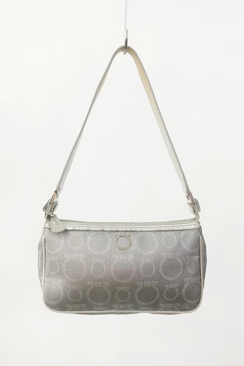 SALVATORE FERRAGAMO made in italy