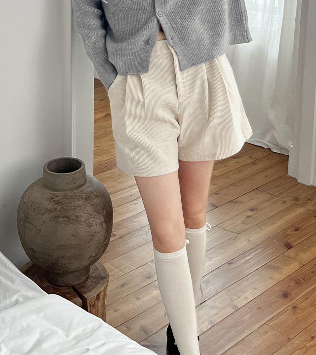 [당일출고/허벅지커버] 머그 핀턱 골덴 코듀로이반바지