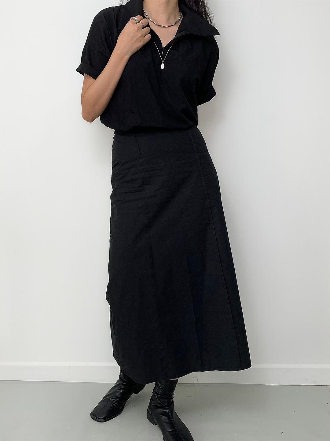 핀턱 벨트 스커트 [Black]