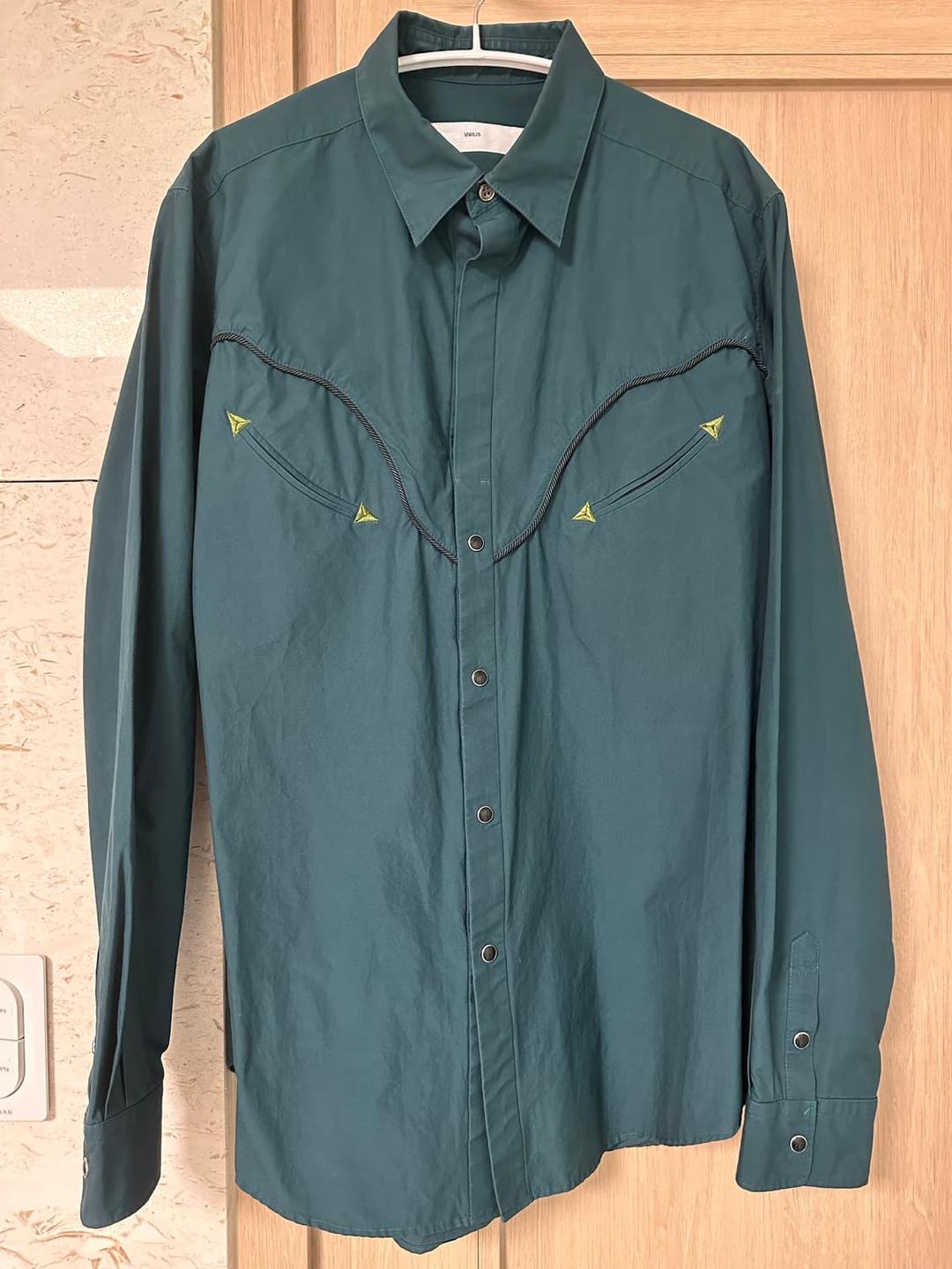 [48] 토가 비릴리스 웨스턴 셔츠 (블루 그린) | 후루츠패밀리