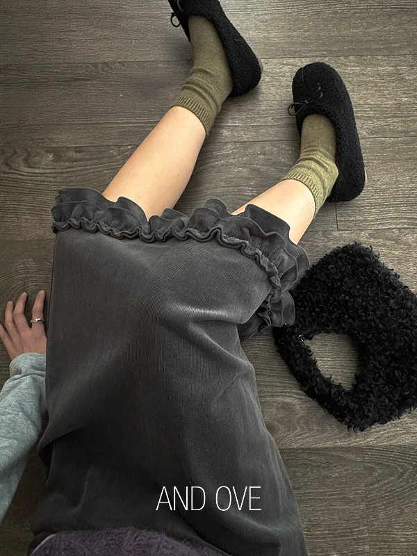 루베아 코듀로이 프릴 밴딩 롱 스커트