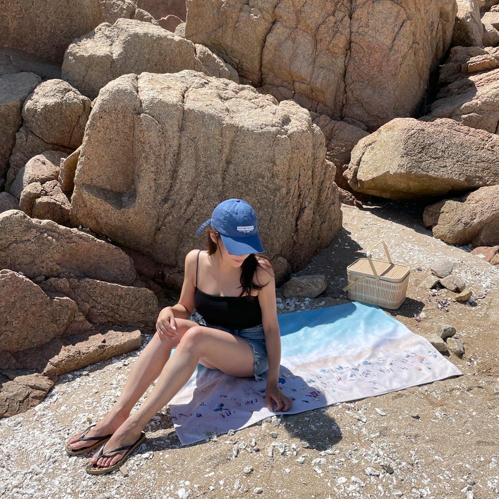 [위크닉] 초경량 대형 비치타올 스웨이드 수건 감성매트 목욕 물놀이 타월