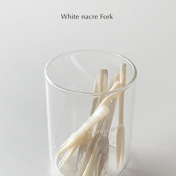 화이트 자개 포크