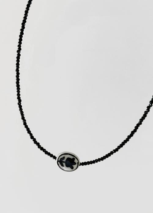 Ceramic Rose Black Beads Choker.
