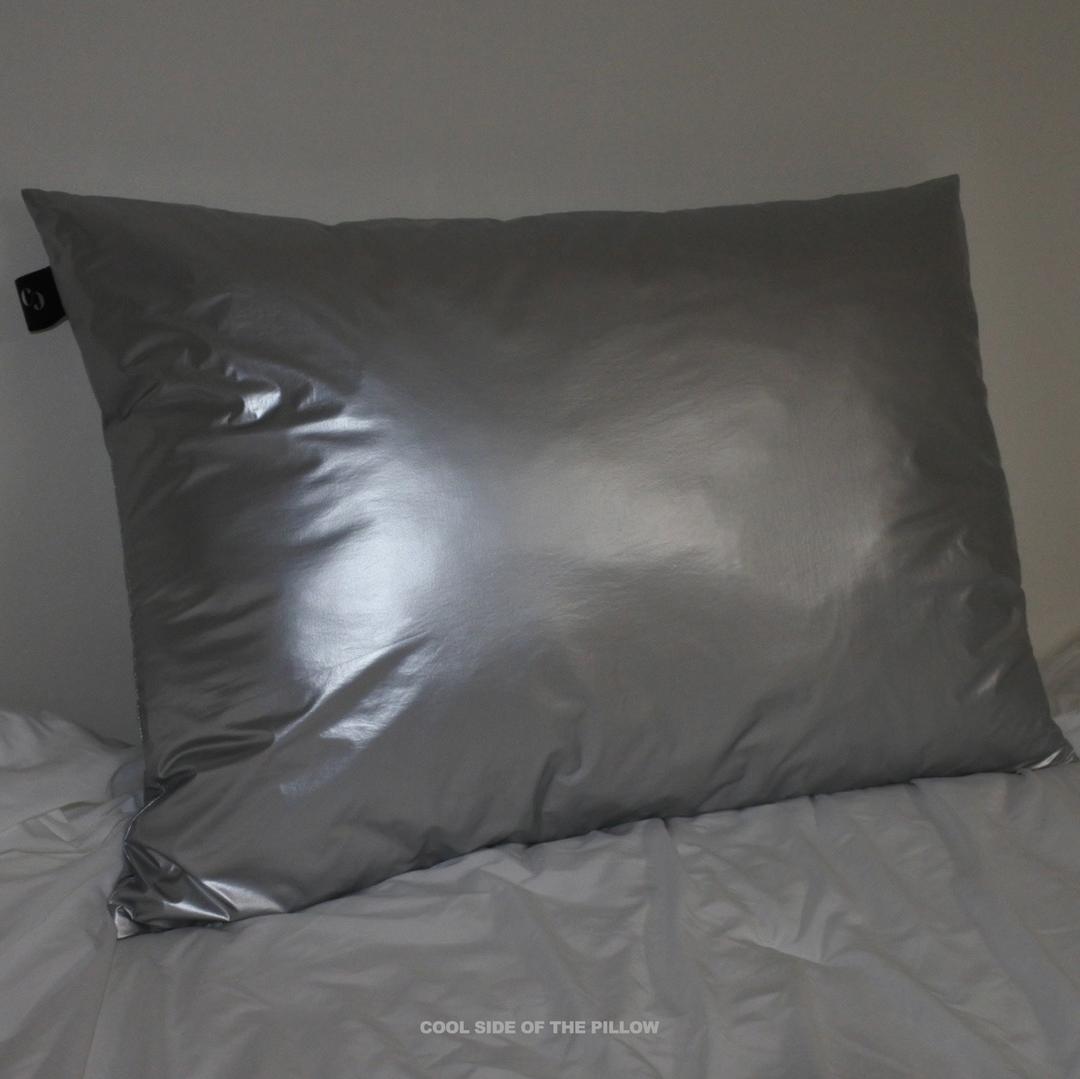 METALLIC PILLOWCASE silver - Standard size