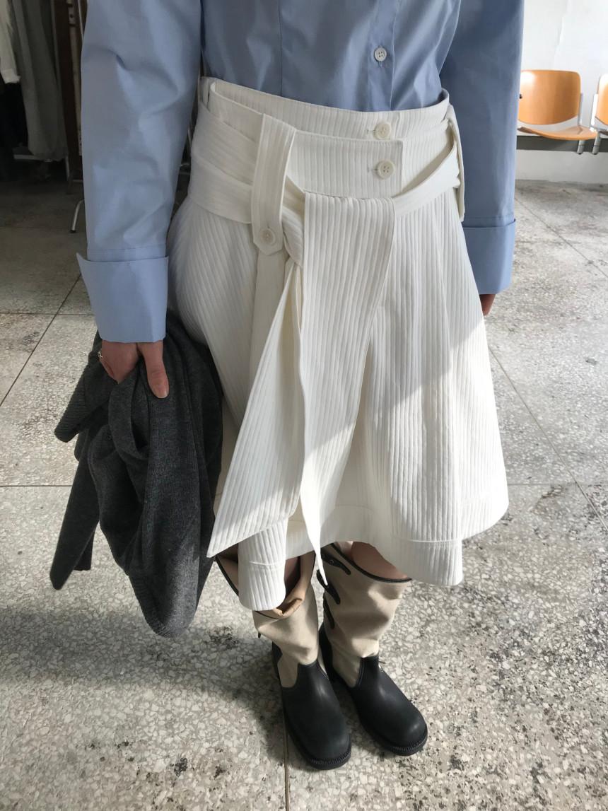 수블랑 26SS 신상 위아 아톤 스커트