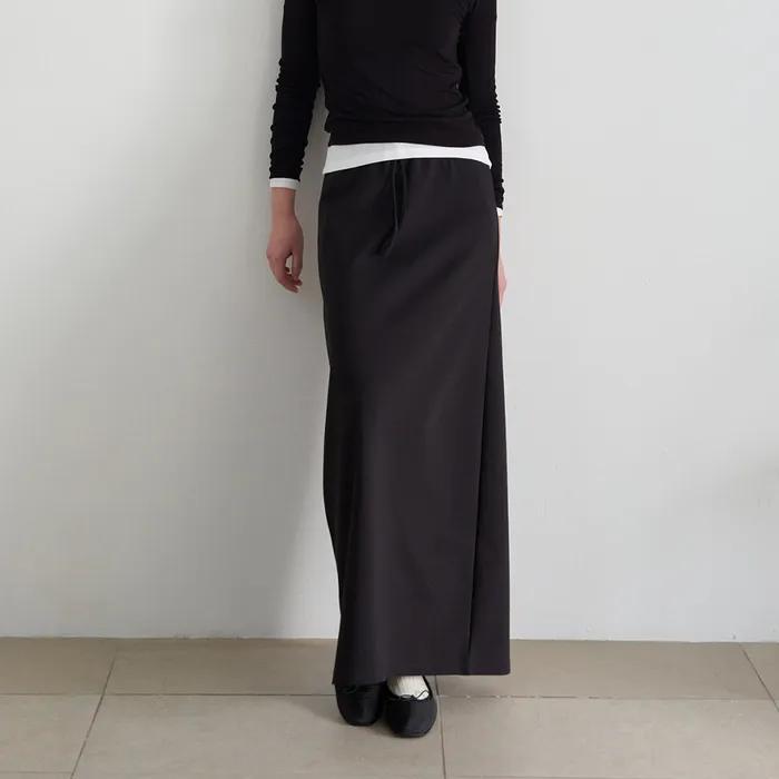 Soft Ease Skirt (Black)