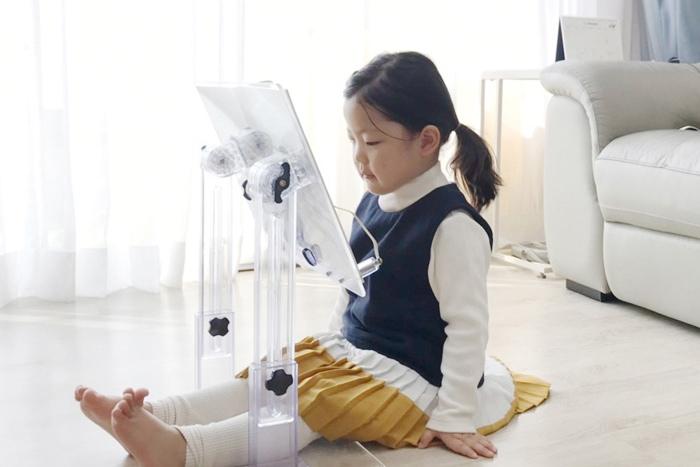 목디스크/거북목 예방 투명독서대 HD-601 좌식용