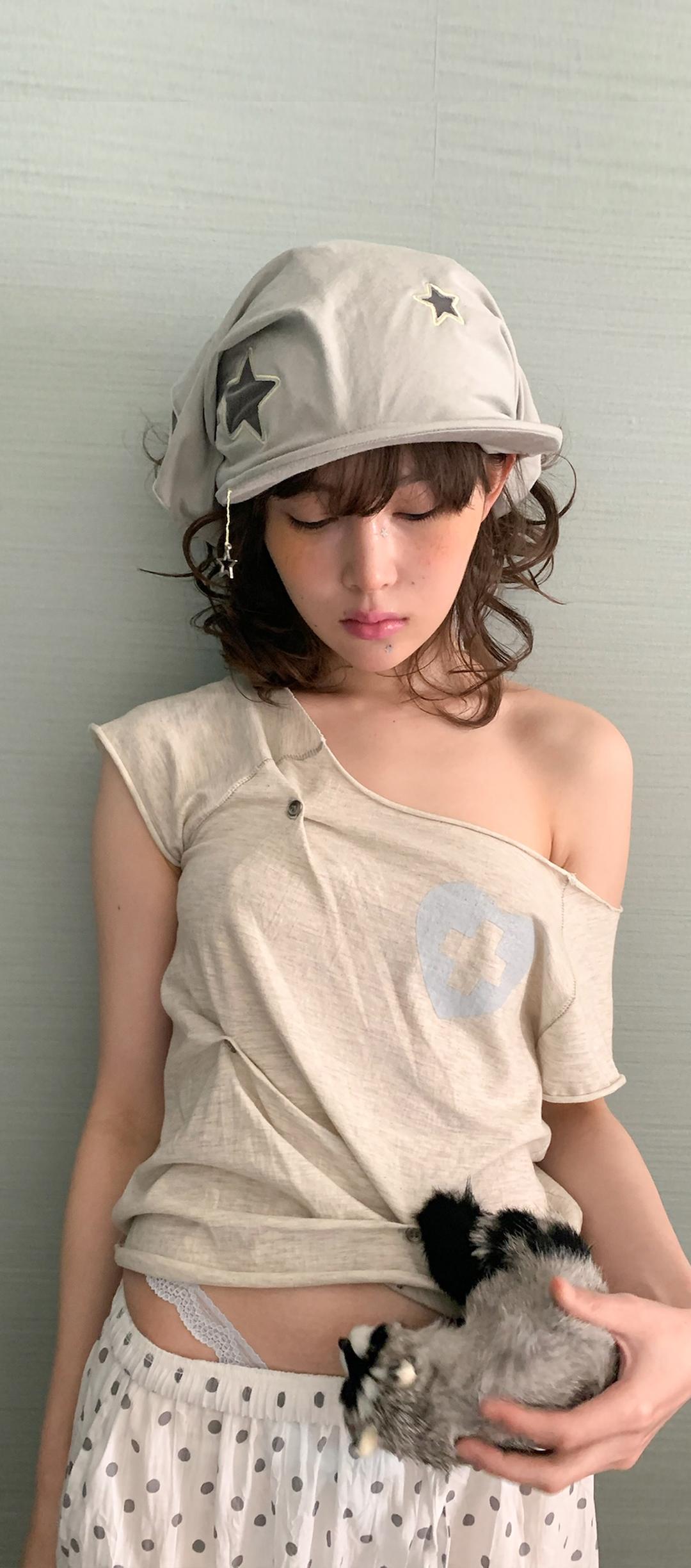 [F.E.E.S] button up zodiac half T-shirt (oatmeal)