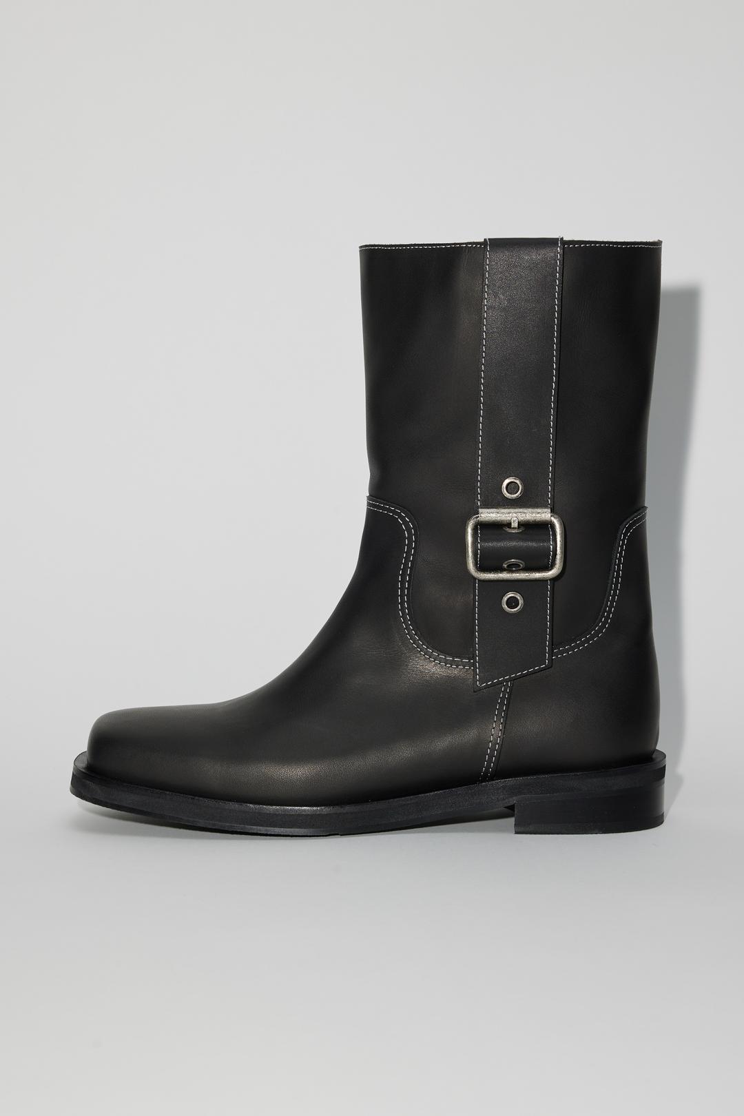 CHASER MID BOOTS