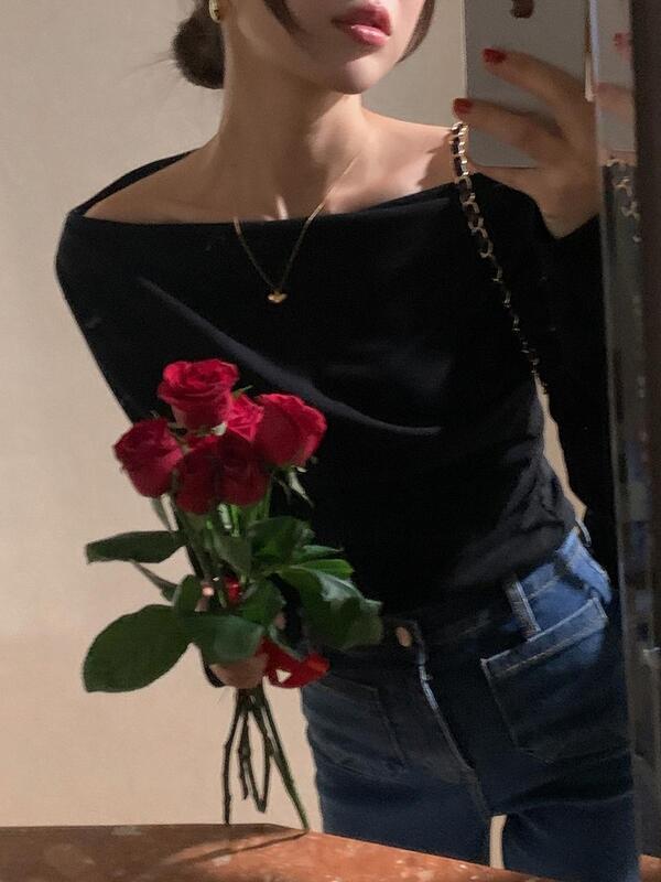 프렌치오브 [🖤하객룩/5천장돌파][당일출고/MADE]로제 오프숄더 드레이프 셔링 하객 가을 티셔츠(3color) 하객룩/데이트룩/격식룩/소개팅룩/꾸안꾸룩