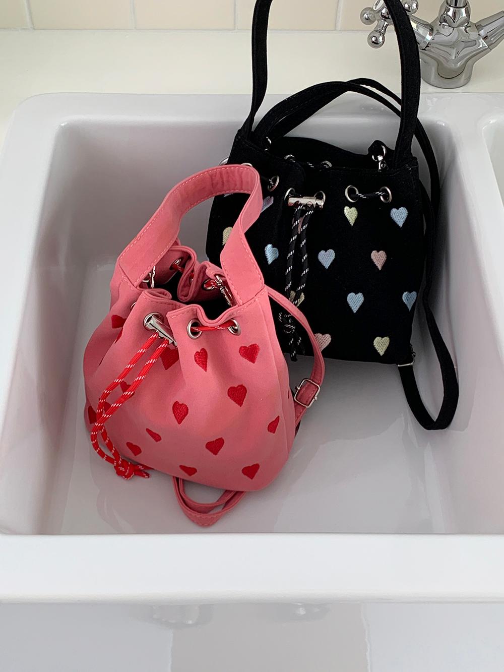 make (BAG)