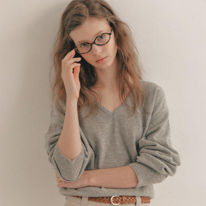 Lettering V-neck Knit(4color)