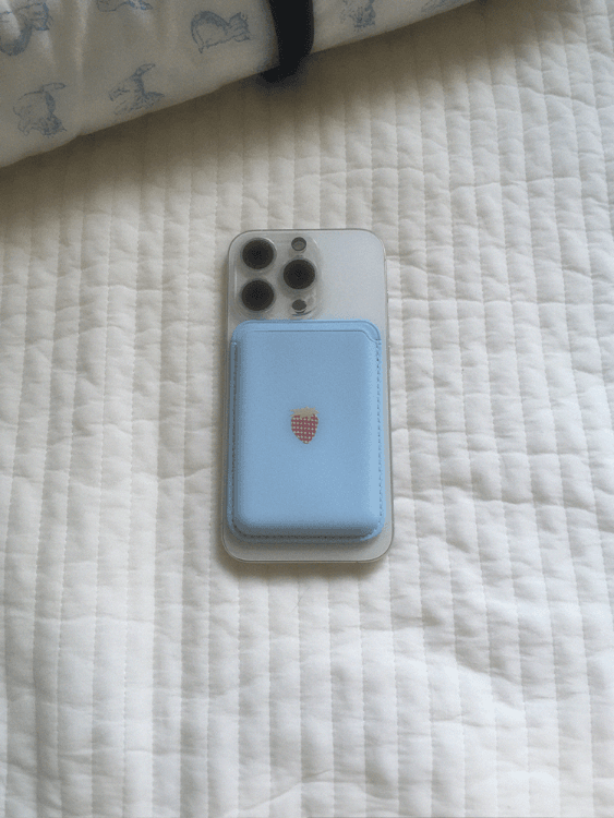 [ 맥세이프 카드홀더 ] 다섯가지 색상의 아주 작은 딸기 🍓