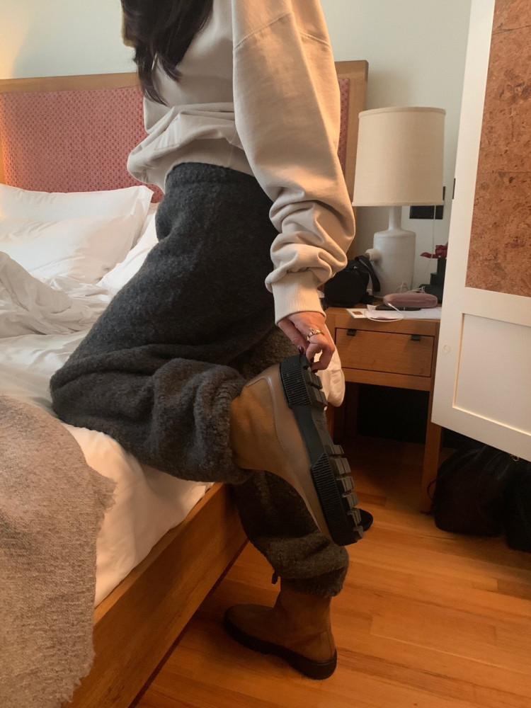 [뮤즈] UNDERSON 언더슨 24fw 부클 니트 조거 팬츠 (2color)