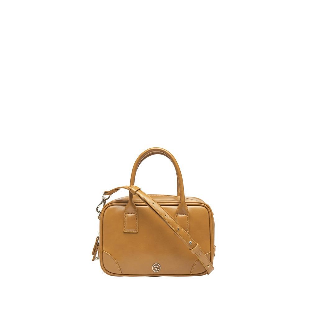 미니 페트라 토트 카멜