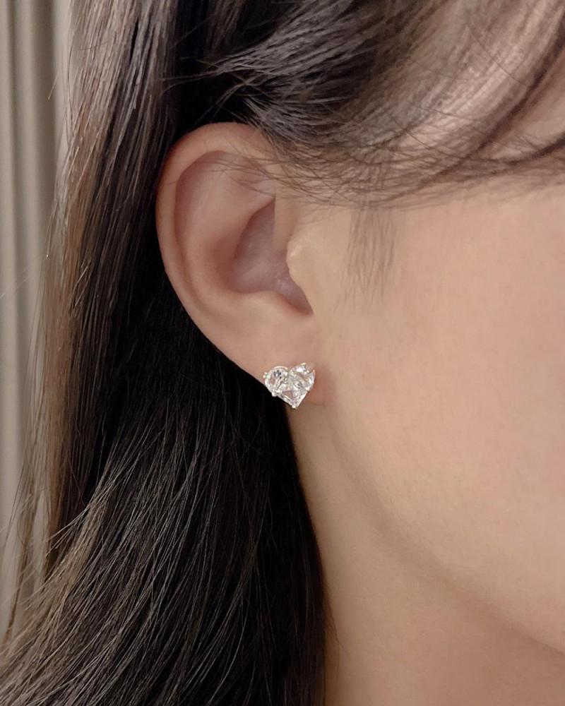 실버925 크리스탈 큐빅 하트 스터드 귀걸이