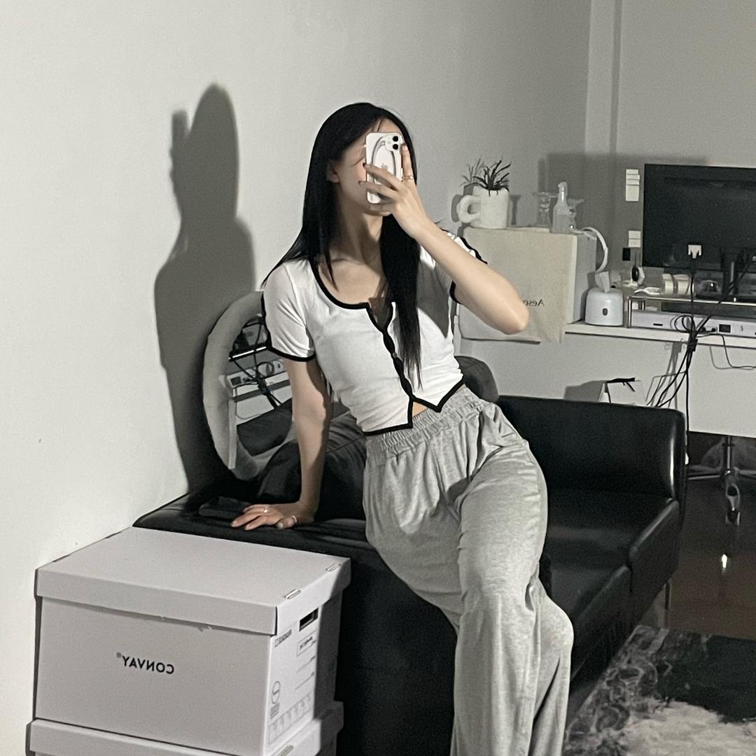 Edge short sleeved cardigan