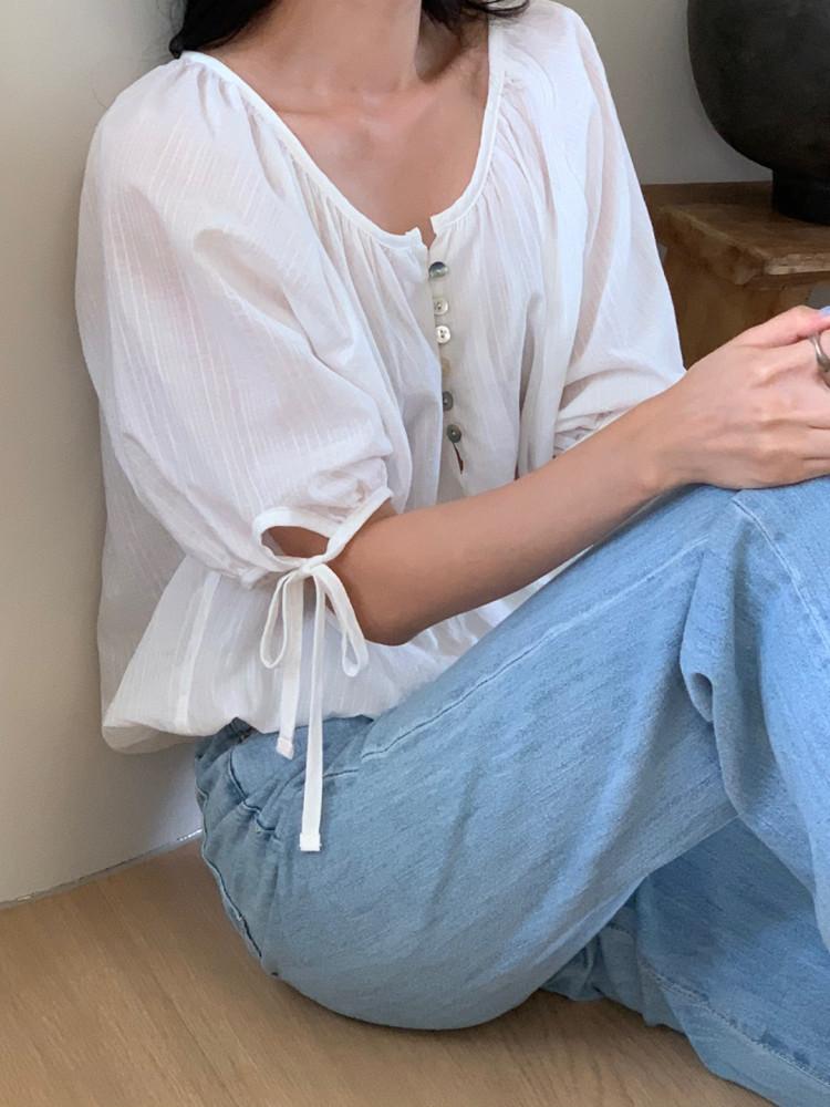 리본블라우스 셔링블라우스 아이보리 라운드넥 밴딩 스트라이프 여름 여성