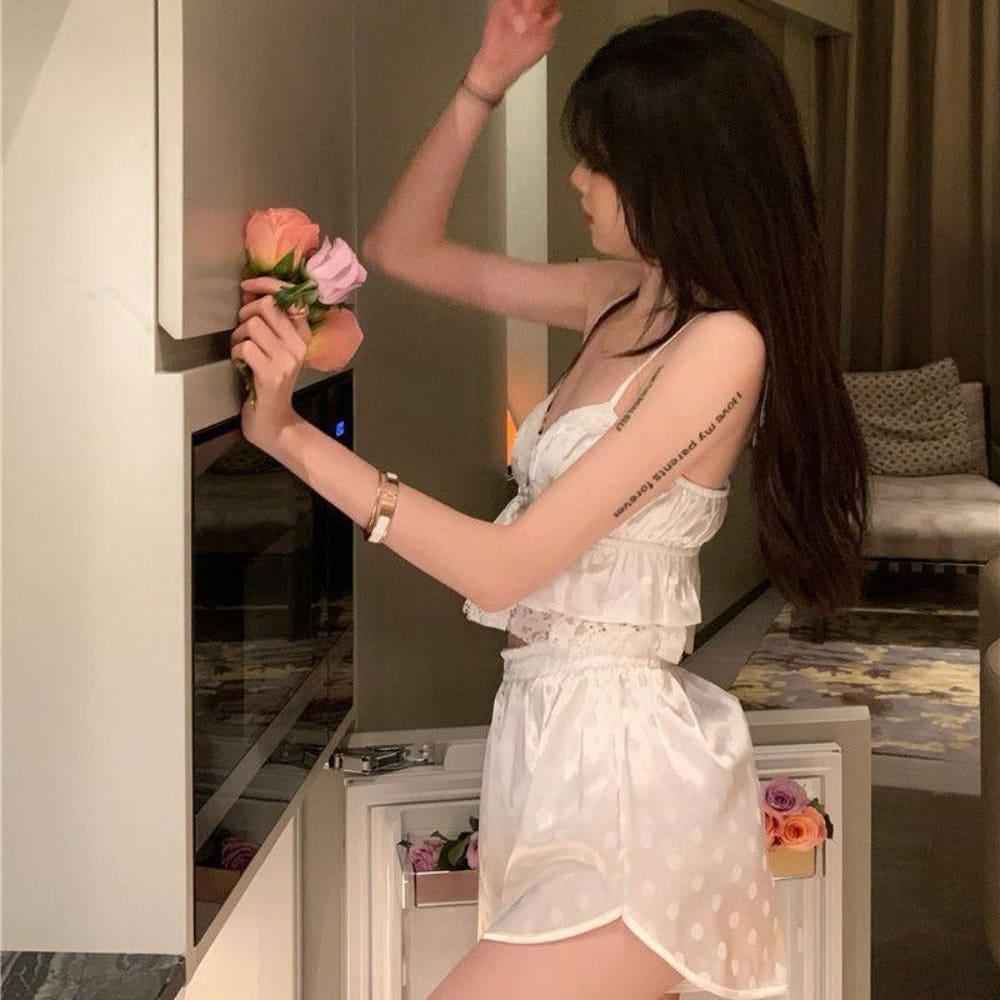 순수한 욕망 레이스 실크 슬립 이벤트속옷 허니문 잠옷 파자마