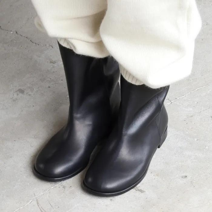 [NEW] The Shine Boots Black