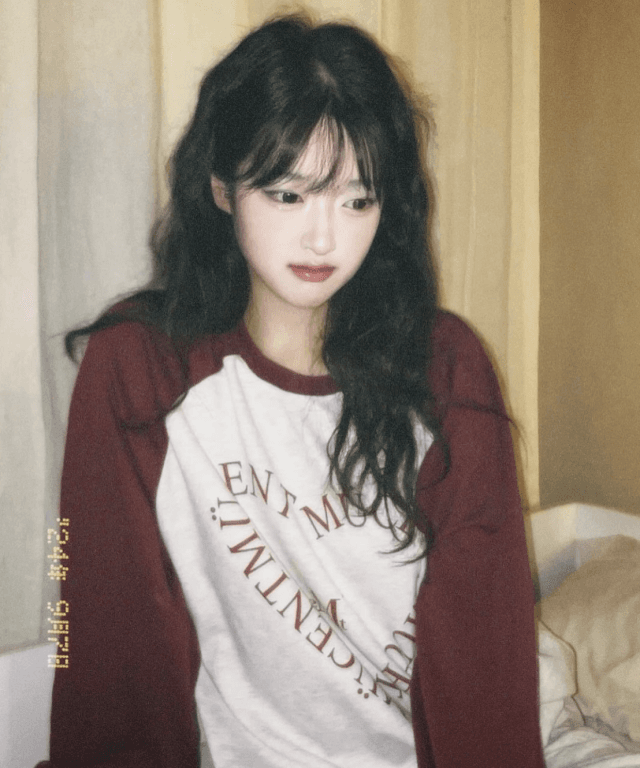 무센트 하트 레터링 나그랑 배색 맨투맨 (4컬러)