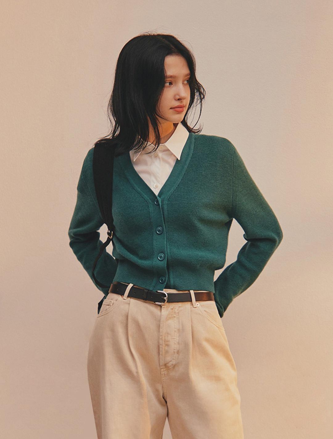 Cropped Merino-Wool Cardigan (Deep Green)