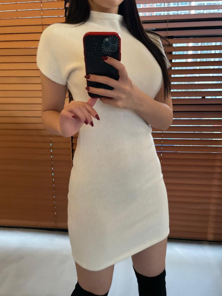 바니 니트미니원피스 겨울롱부츠코디 하이넥 니트원피스